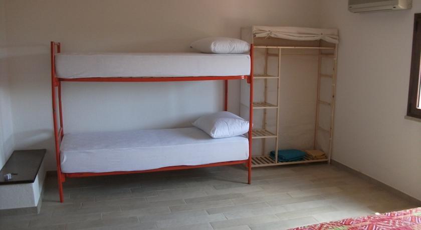 Villetta Ludovica Solanas  Szoba fotó